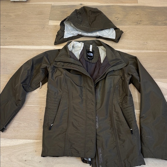 The North Face Jackets & Blazers - The North Face Olive Green and Cream Jacket